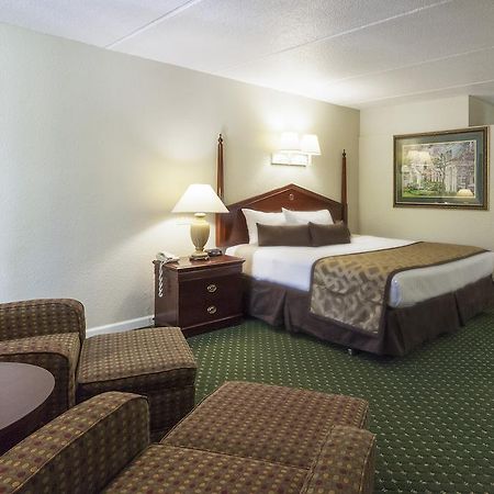 Four Seasons Motor Lodge Гетлинбург Стая снимка